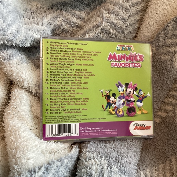 3/$15 🛍️ Disney Junior Minnie’s Favorites Music CD | 2013 Walt Disney clubhouse - Picture 2 of 5